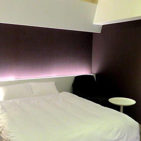 Inn Taichung Hostel Zewnętrze zdjęcie